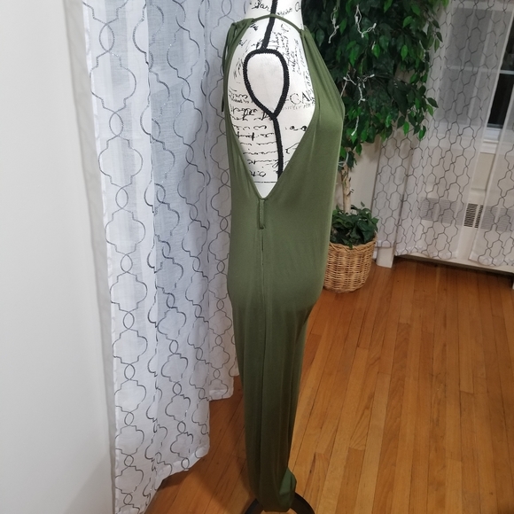 Jumpsuit Open on the Sides Without Sleeves Color Olive Green SIZE M. - Picture 9 of 17